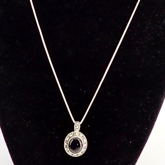 Sterling Silver Onyx Marcasite Pendant on .925 Italy Box Chain Necklace 18" VTG - Picture 1 of 12